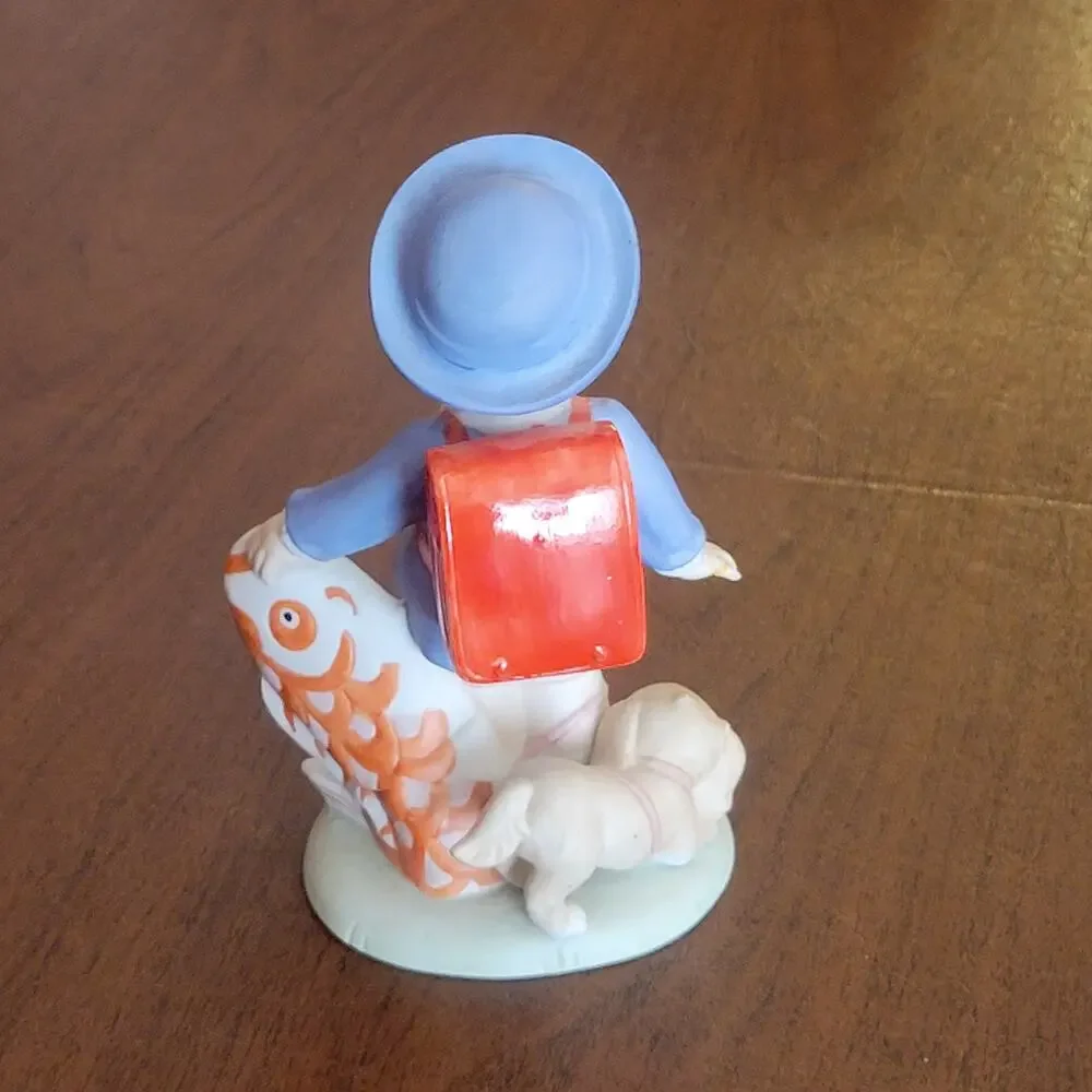 Vintage The United Nations UN Children Taro from Japan 1978 Porcelain